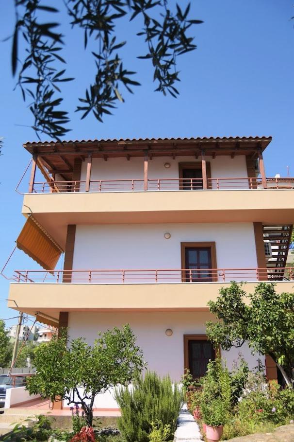 Vila Toskaj Apartment Vlore Exterior photo